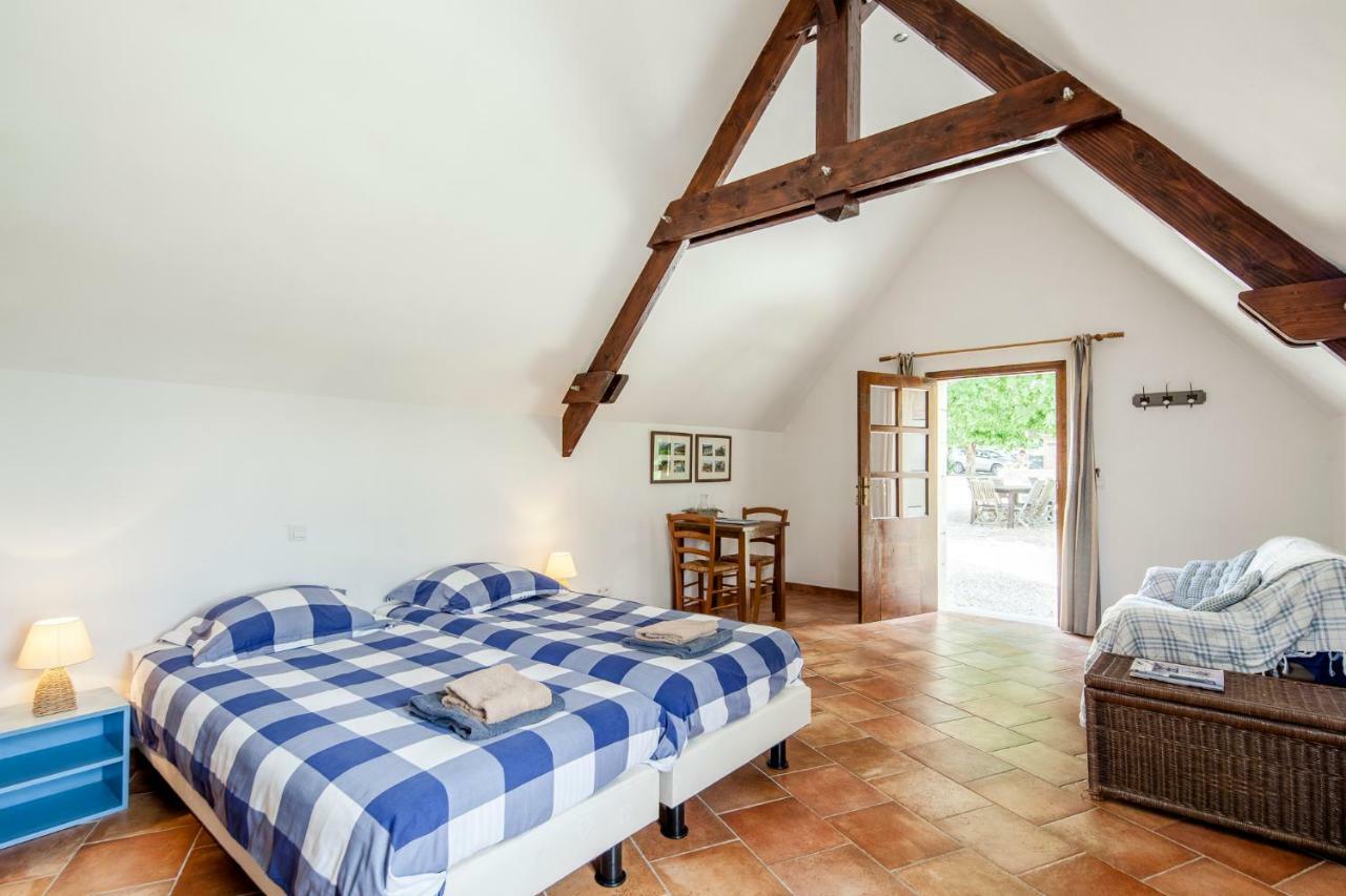 Chambres Et Table D'Hotes La Panacee Cuzance Exteriér fotografie