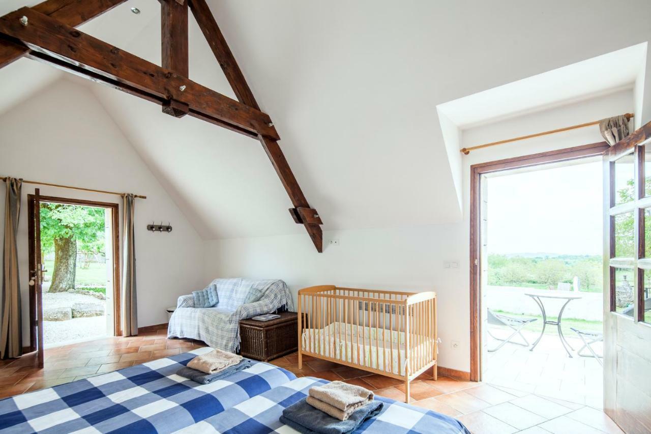 Chambres Et Table D'Hotes La Panacee Cuzance Exteriér fotografie